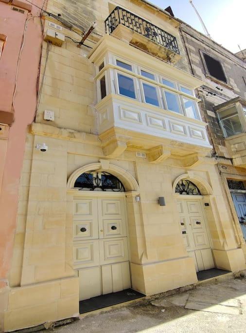 Deck 3 Savynomad Harbour Residences Wow Views Cospicua エクステリア 写真