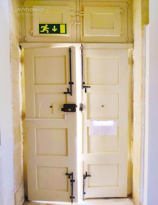 Deck 3 Savynomad Harbour Residences Wow Views Cospicua エクステリア 写真
