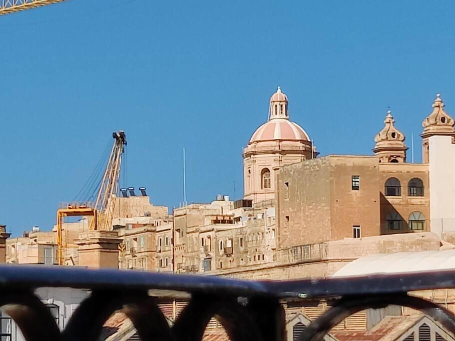 Deck 3 Savynomad Harbour Residences Wow Views Cospicua エクステリア 写真