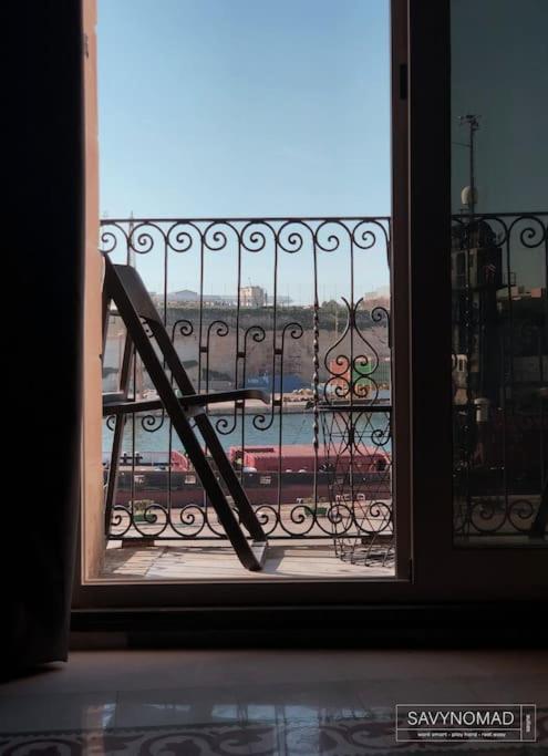 Deck 3 Savynomad Harbour Residences Wow Views Cospicua エクステリア 写真