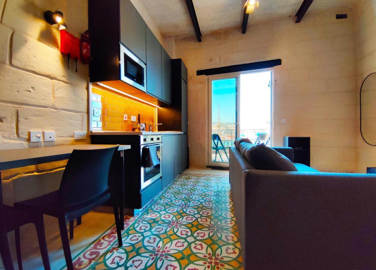 Deck 3 Savynomad Harbour Residences Wow Views Cospicua エクステリア 写真